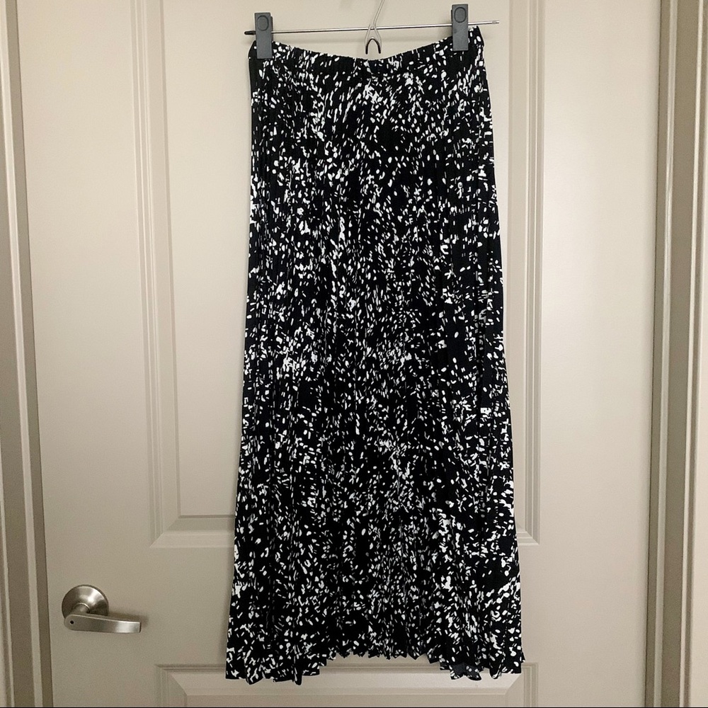 Halogen Pleated Midi Skirt